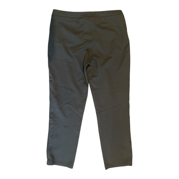 Lululemon Military Green Stretch Twill Golf Pant
Regular Size 8 - Picture 5 of 12